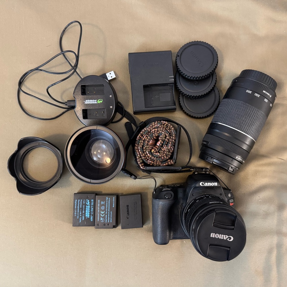 Canon EOS Rebel SL2 Camera